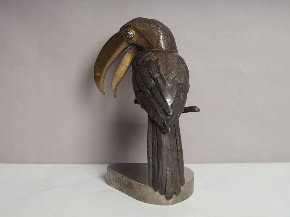 Bronzefigur eines Tukans 3