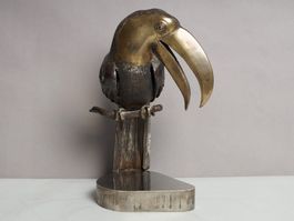 Bronzefigur eines Tukans